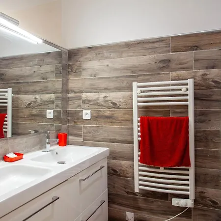 Apartment Grand-appartement-centre-bastia