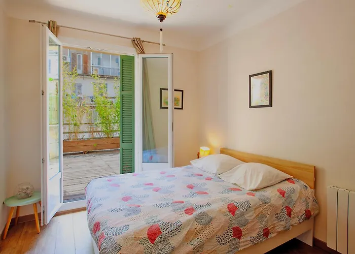 Grand-appartement-centre-bastia *