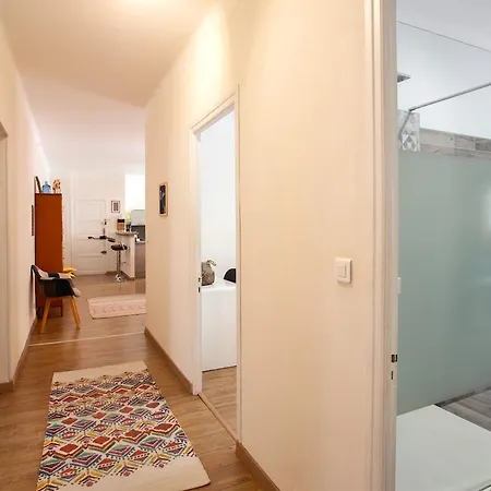 Grand-appartement-centre-bastia Apartment