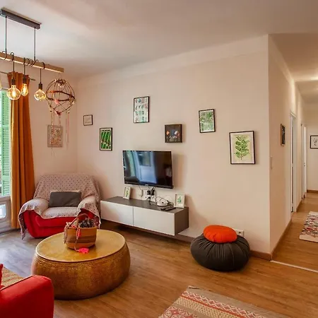 Daire Grand-appartement-centre-bastia *