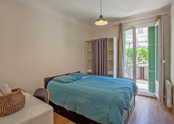 Grand-appartement-centre-bastia